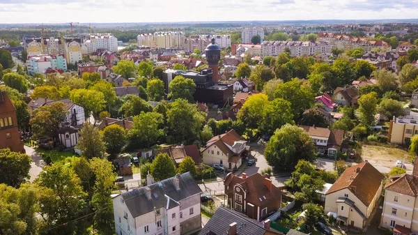 俄罗斯, 泽列诺格拉茨克。水塔克兰茨。这座城市的水塔建于1904年的克兰茨。塔高40米。 — 图库照片