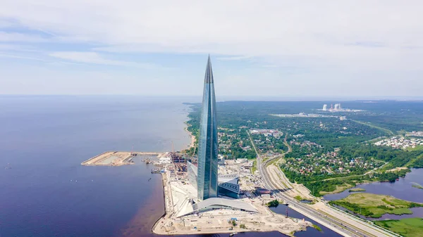 Saint-Petersburg, Rusia - 18 Juni 2019: Lakhta Center. Markas Gazprom, dari Drone — Stok Foto