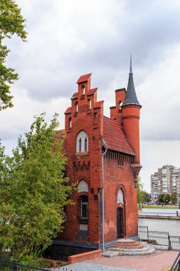 Rusya, Kaliningrad: yüksek köprü bekçi evi. Bu c