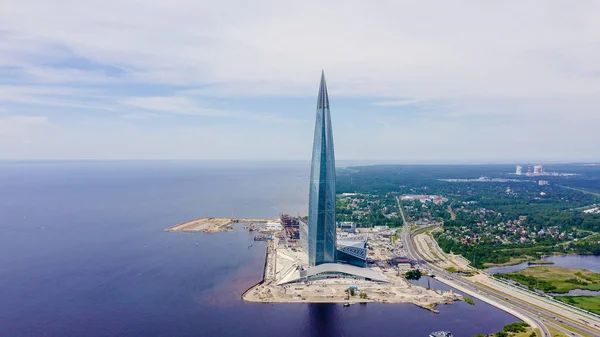 Saint-Petersburg, Rusia - 18 Juni 2019: Lakhta Center. Markas Gazprom, dari Drone — Stok Foto