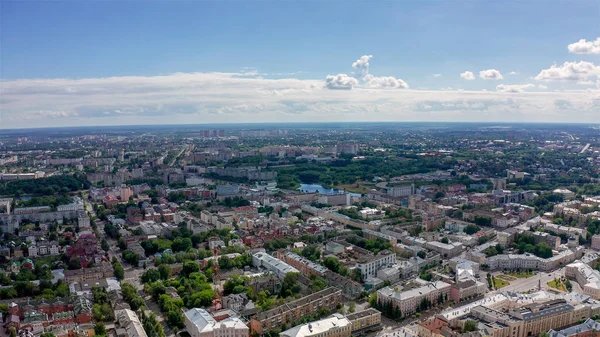 Panorama der stadt tver, russland. Luftaufnahme. Wolga, von Drohne aus — Stockfoto