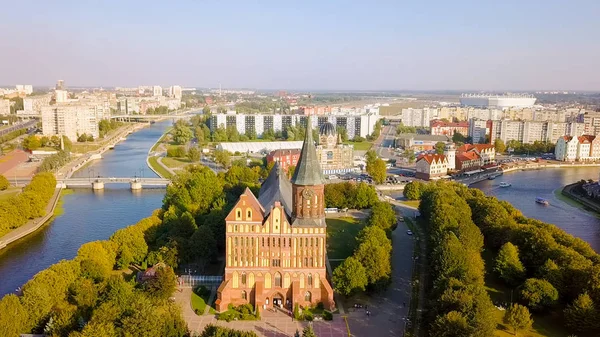 Catedral de Kaliningrado en la isla de Kant. Rusia, Kaliningrado, Desde el dron —  Fotos de Stock