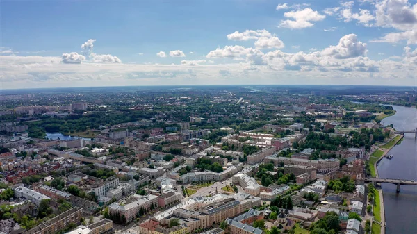 Panorama över staden Tver, Ryssland. Flygvy. Floden Volga, från Drone — Stockfoto