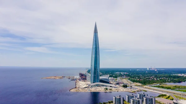 Saint-Petersburg, Rusia - 18 Juni 2019: Lakhta Center. Markas Gazprom, dari Drone — Stok Foto