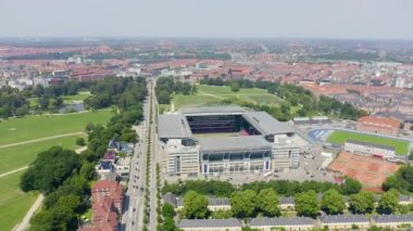 Kopenhag, Danimarka. Parken Stadyumu (Telia Parken) Kopenhag 'da bulunan bir stadyum. Maç ların yapılacağı yer 2020 Euro. Havadan görünüm. 4k