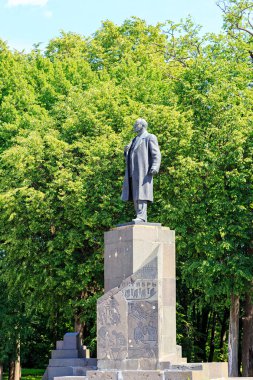 Veliky Novgorod, Rusya - 19 Haziran 2019: V.I. Lenin Anıtı 