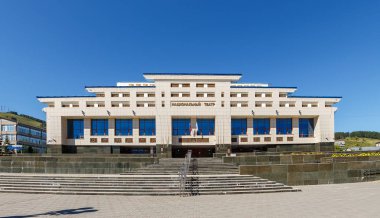 Gorno-Altaisk, Rusya - 16 Ağustos 2018: Ulusal Drama Tiyatrosu.
