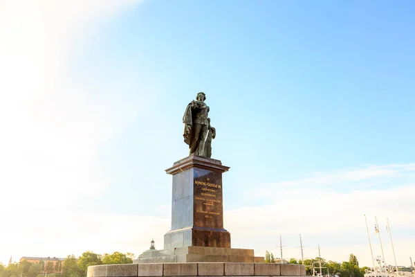 Statua di Gustavo III. è una statua in bronzo del re svedese Gus — Foto Stock