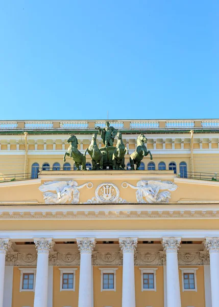 Saint-Pétersbourg, Russie. Quadriga Apollo à Alexandrinsk — Photo