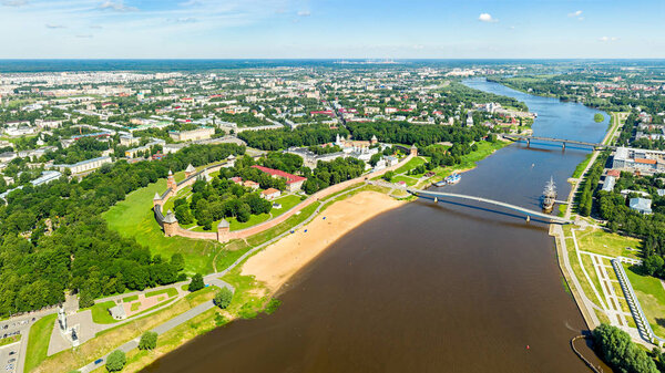 Россия, Великий Новгород. Новгородский Кремль (Детинец), Волхов Ри
