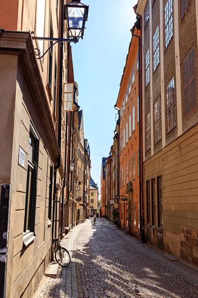 Stockholm, Sverige-23 juni 2019: gatorna i gamla stan. Stoc — Stockfoto