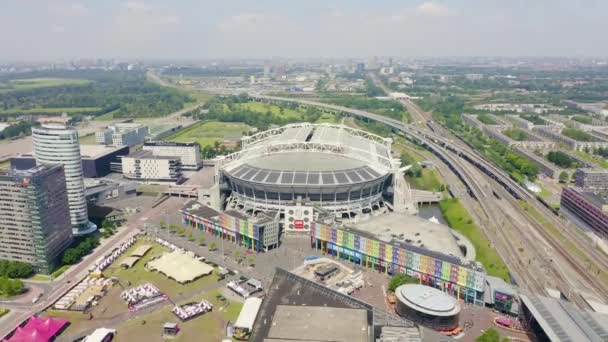 Amsterdam, Nizozemsko. Johan Cruijff ArenA (Amsterdam Arena). Mistrovství světa ve fotbale2020. 4K — Stock video