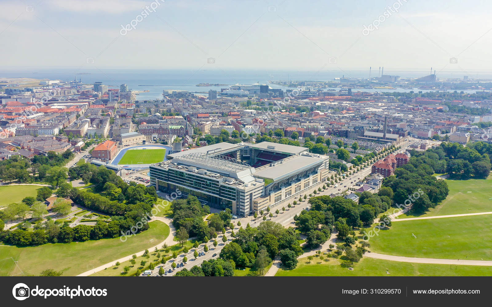 søster opadgående krænkelse Copenhagen, Denmark - June 26, 2019: Parken Stadium (Telia Parken) is a  stadium in Copenhagen. Venue of matches UEFA Euro 2020. Aerial view, Aerial  View – Stock Editorial Photo © MaykovNikita #310299570