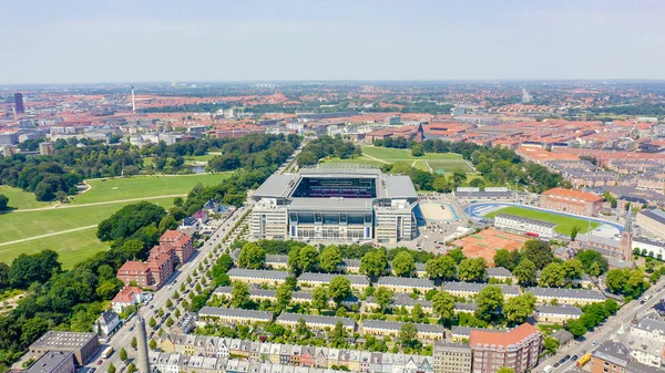 Copenhagen, Dánia-június 26, 2019: Parken Stadion (Telia Parken) egy stadion Koppenhágában. Helyszíne mérkőzések UEFA Euro 2020. Légifelvétel, légi-nézet — Stock Fotó