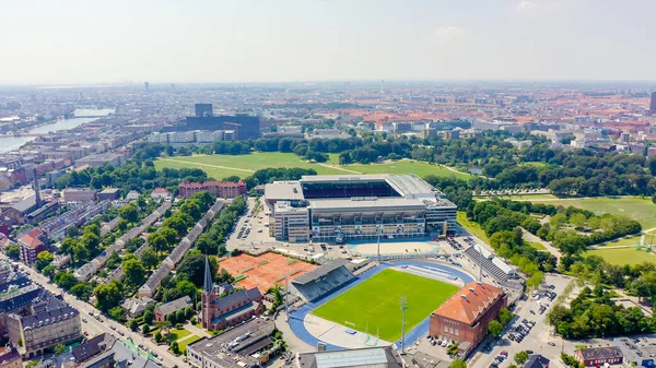 Copenhagen, Dánia-június 26, 2019: Parken Stadion (Telia Parken) egy stadion Koppenhágában. Helyszíne mérkőzések UEFA Euro 2020. Légifelvétel, légi-nézet — Stock Fotó