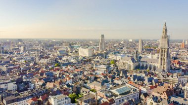 Antwerp, Belçika. Antwerp Leydisi Katedrali. (Onze-Lieve-Vrouwekathedraal Antwerpen), Havadan Görünüm 