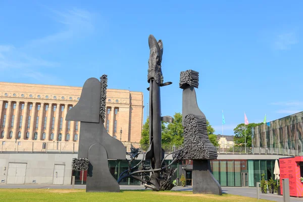 Helsinki, Finlandia - 21 de junio de 2019: Árboles de canciones de escultura - Laulup — Foto de Stock