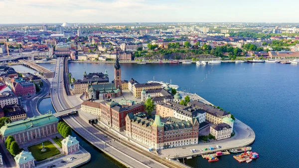 Estocolmo, Suecia. Old Town Gamla Stan (en inglés). Riddarholmen. Vista aérea, desde el dron — Foto de Stock