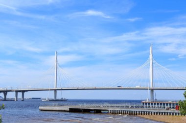 Saint-Petersburg, Rusya. Krest'te Batı Hız Çapı Köprüsü