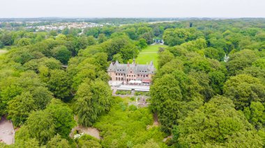 İsveç. Oresund Boğazı kıyısındaki kale. Sofieru, Drone'dan 