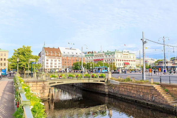 Göteborg - 25 juni 2019: Bro över Fattighusan — Stockfoto