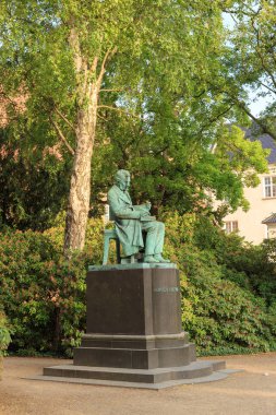 Kopenhag, Danimarka. Soren Kierkegaard Heykeli 1. Bibliotekshaven 