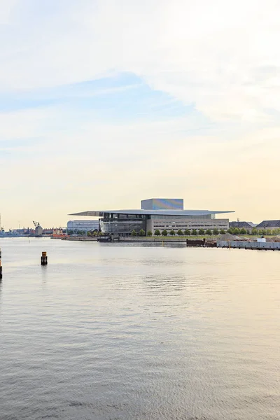 Köpenhamn, Danmark - 26 juni 2019: Köpenhamns operahus "Ope — Stockfoto