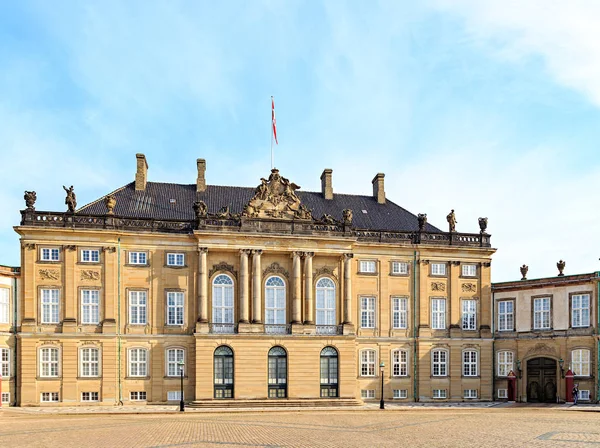 Kopenhagen, Dänemark. der königliche Palast amalienborg ist ein architec — Stockfoto