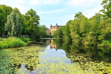 Kopenhag, Danimarka. Kastellet kalesini çevreleyen hendek.. 