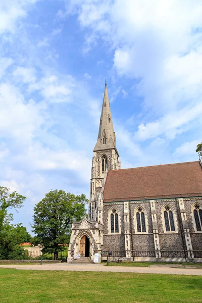 Kopenhagen, Denemarken. St Alban 's Church, De Anglicaanse Kerk in C — Stockfoto