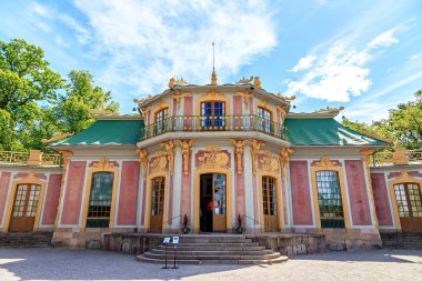 Stockholm, İsveç - 23 Haziran 2019 Drottningholm Palace Garden. 