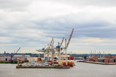 Hamburg, Almanya - 27 Haziran 2019: Ot kuzey kolunda