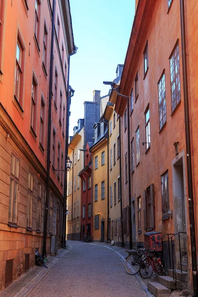 Stockholm, Sverige-23 juni 2019: gatorna i gamla stan. Stoc — Stockfoto