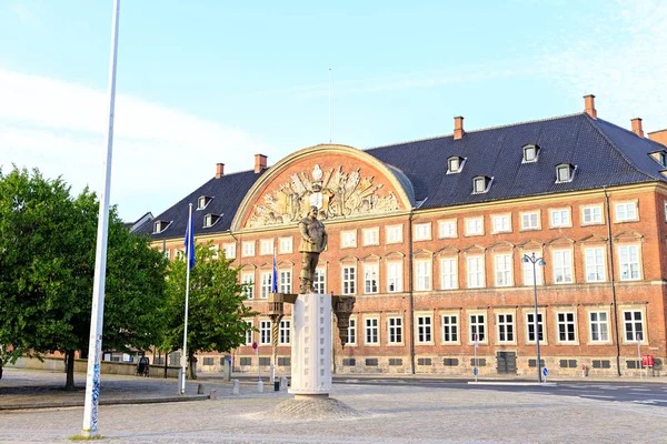 Копенгаген, Данія - 26 червня 2019: Пам'ятник архітектору — стокове фото