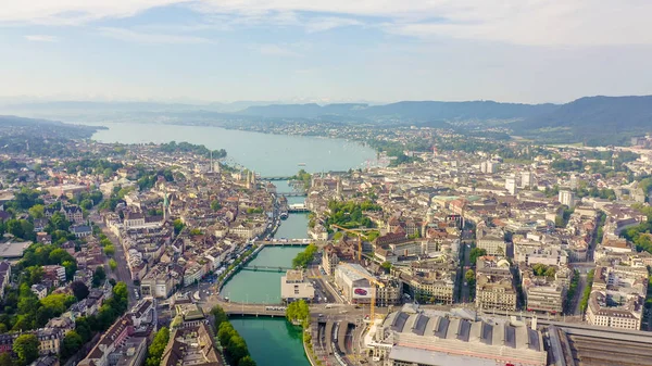 Zurich, Swiss. Panorama kota dari udara. Pemandangan Danau Zurich. Limmat River Expiry Site, Aerial View — Stok Foto