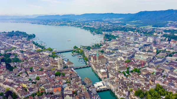 Zurich, Swiss. Panorama kota dari udara. Pemandangan Danau Zurich. Limmat River Expiry Site, Aerial View — Stok Foto