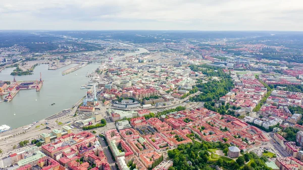 Gotemburgo, Suecia. Panorama de la ciudad parte central de la ciudad. Clima nublado, Desde Drone — Foto de Stock