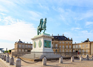 Kopenhag, Danimarka. De V.Frederick 'in Binicilik Heykeli