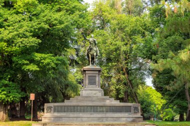 Milan, İtalya. İmparator III. Napolyon 'un Binicilik Anıtı. Yazar Francesco Barzagi (1839-1892), çalışmalarına 1873 yılında başladı ve 1886 yılında bitirdi.