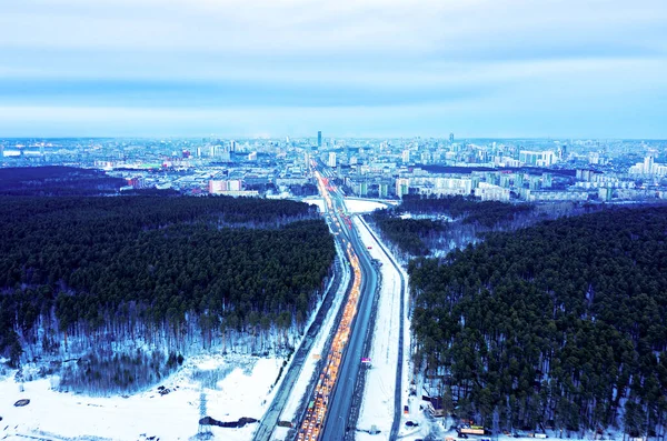 예카테린부르크 러시아 거리가 중심부로 연결되어 공중에서 — 스톡 사진