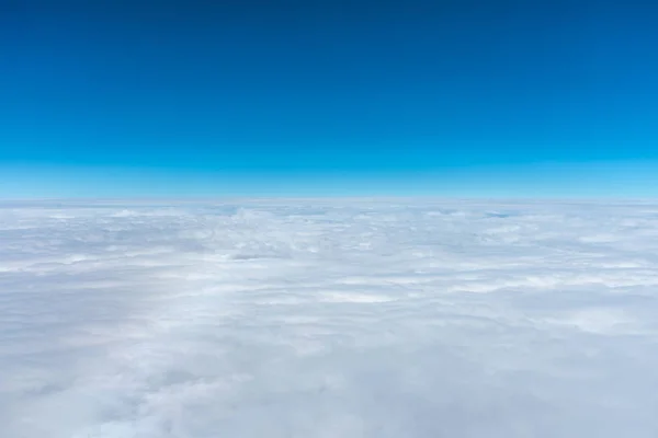 Horizonte Cielo Azul Oscuro Aire Visto Desde Una Ventana Avión —  Fotos de Stock