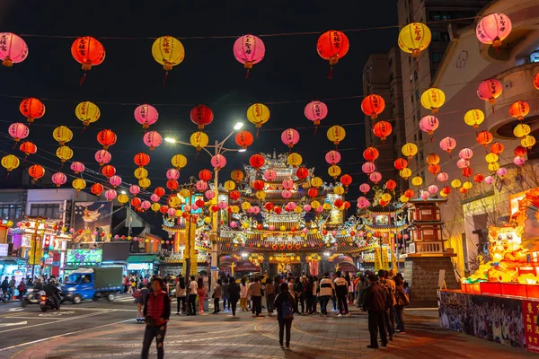Taipei Taiwan February 2018 Lampions Street Raohe Street Night Market — Stock Photo, Image