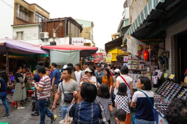 Tainan, Tayvan - 13 Nisan 2019 : Anping Old Street ( Yanping Street ). Anping ilçesinde tarihi bir sokak, aynı zamanda Tainan, Tayvan en eski sokak.