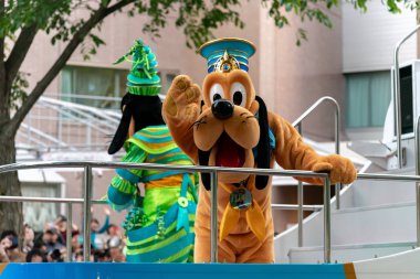 Sapporo, Hokkaido, Japonya - 09 Haziran 2018 : Yosakoi Soran Festivali. Güçlü dans gösterileri Odori Park, Sapporo City geçit töreni. Birçok takım orijinal dansı sergiler. Turistler için çok popüler bir festival.