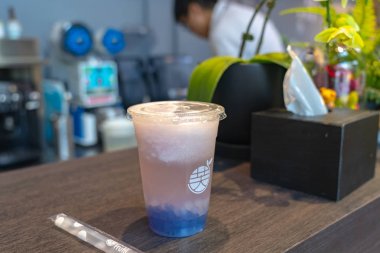 Bobii Frutii kabarcık çay & meyve suyu (Taipei Yongkang Store). Tayvan 'ın Instagramabilir Bubble Tea Yong Kang Street, Taipei, Tayvan-19 Haziran 2019