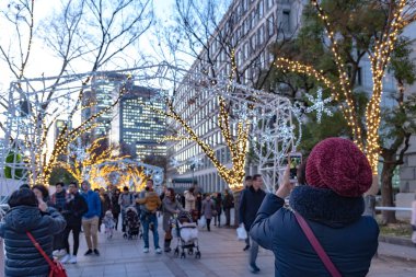 Osaka, Japonya - 14 Aralık 2018 : Osaka Işıklar Festivali. Kış aydınlatma olayları, Midosuji Aydınlatma ve Hikari Rönesans. popüler turistik, tatil için seyahat hedef