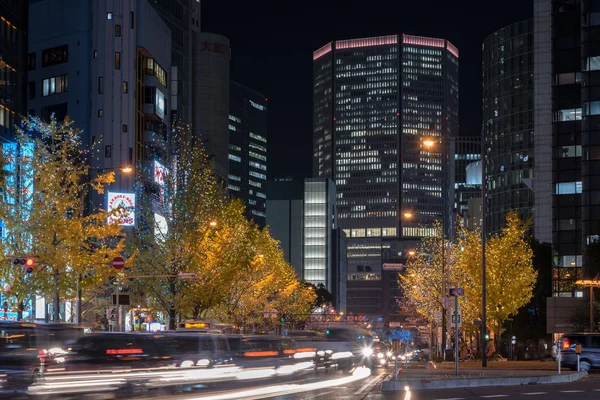 Osaka, Japão - 14 de dezembro de 2018: Festival das Luzes em Osaka. Os eventos de iluminação de inverno, Iluminação Midosuji e Renascimento Hikari. atração turística popular, destino de viagem para férias — Fotografia de Stock