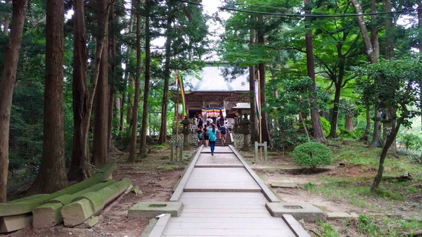 Iwate, Japon. 04 AOÛT 2017 : Temple Chuson-ji dans la ville de Hiraizumi dans la préfecture d'Iwate, au Japon. Chusonji a été inscrit au patrimoine mondial de l'UNESCO en 2011 — Photo