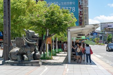 Bangka Park 'ta bir ejderha heykeli (ayrıca Mangka, Mengjia ve Mengxia Park), Wanhua District bir park, Taipei ünlü Lungshan Tapınağı yakın, Tayvan. 05 Ağustos 2019