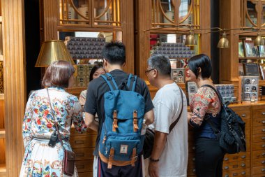 Miyahara'nın iç dekorasyonu. Bir kırmızı tuğla mimarisi eski oftalmoloji kliniği çay, tatlı ve Taichung yemek için popüler bir dönüm noktası haline getirilmiştir, Tayvan - 27 Ağustos 2019